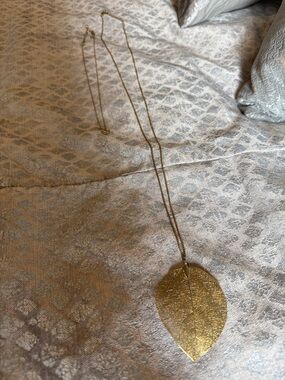 Park Lane Gold Leaf Pendant Necklace and Gold Small Pendant